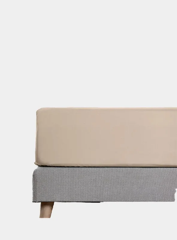 Wrinkle - Free Polyester Sheets for a Low - Maintenance BedEmma Bed Linen Fitted Sheet Percale 200 TC - Plain Wrinkle - Free Polyester Sheets for a Low - Maintenance BedEmma Bed Linen Fitted Sheet Percale 200 TC - Plain
