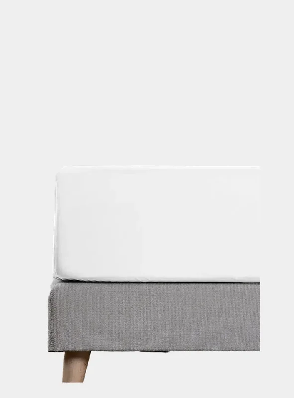 Queen - Size Sheet Sets with a European Pillowcase SetEmma Bed Linen Fitted Sheet Cotton - Plain Queen - Size Sheet Sets with a European Pillowcase SetEmma Bed Linen Fitted Sheet Cotton - Plain