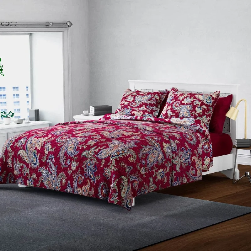 Queen - Size Sheet Sets with a European Pillowcase SetHOMESMART Burgundy Paisley Print 7pc Quilt Set Microfiber Ultra Soft Queen - Size Sheet Sets with a European Pillowcase SetHOMESMART Burgundy Paisley Print 7pc Quilt Set Microfiber Ultra Soft