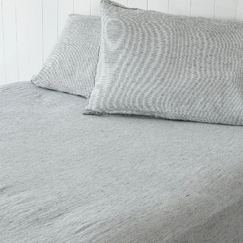 Polyester - Cotton Blend Sheets for Durability and ComfortPinstripe Fitted Sheet