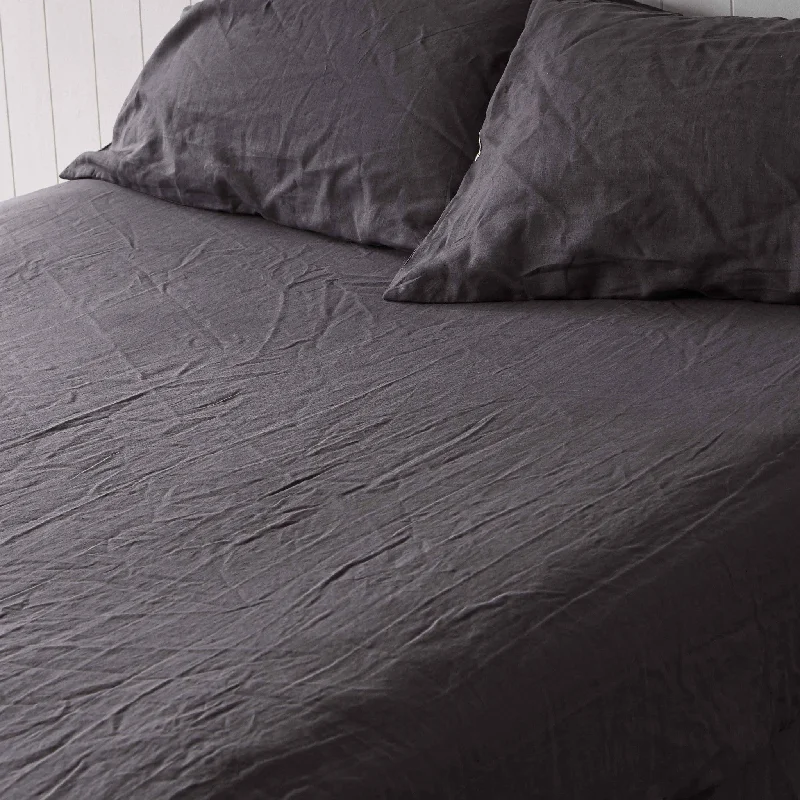 Anti - Pill Microfiber Sheets for a Smooth AppearanceVolcanic Ash Fitted Sheet