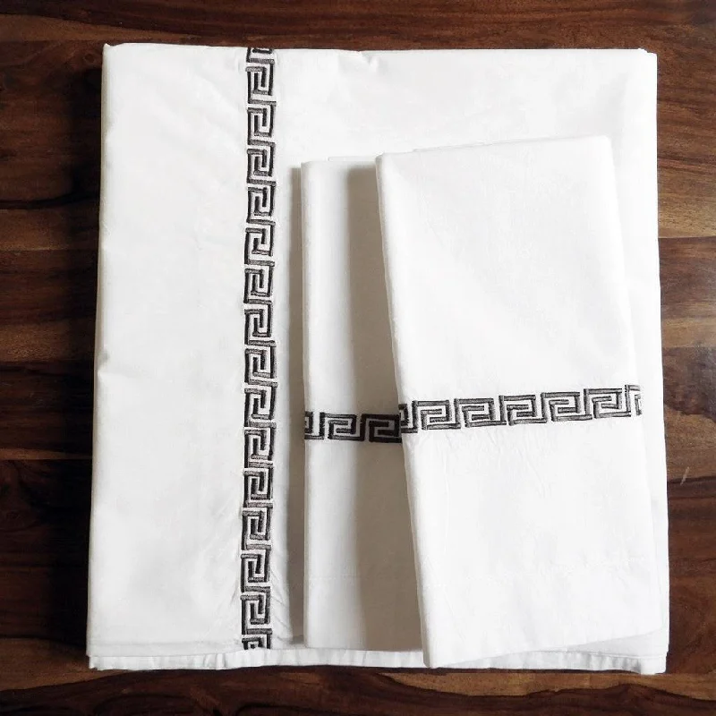 Thermal - Regulating Bamboo Sheets for All - Season ComfortBed Sheet Embroidered - Maze Thermal - Regulating Bamboo Sheets for All - Season ComfortBed Sheet Embroidered - Maze