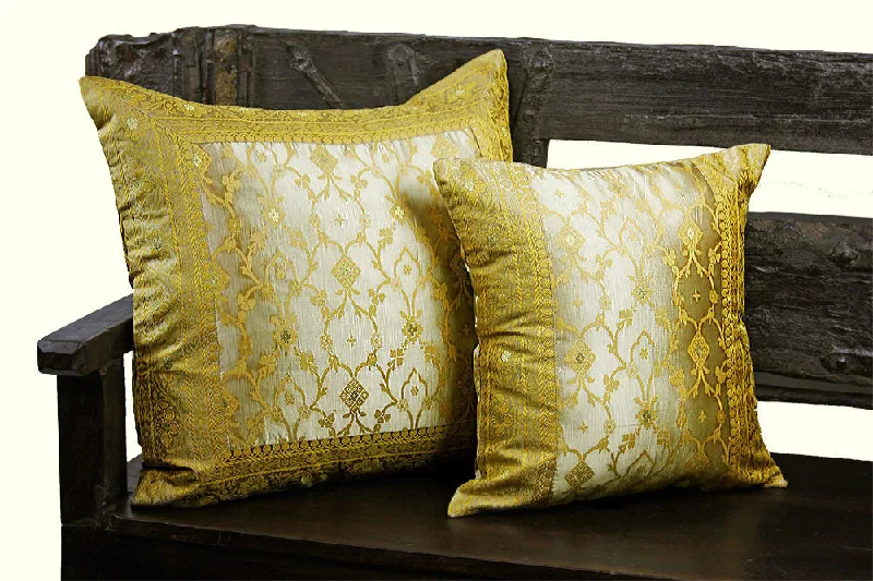 Hypoallergenic Pillows for Allergy SufferersChampagne Kela Sari Pillow Cover