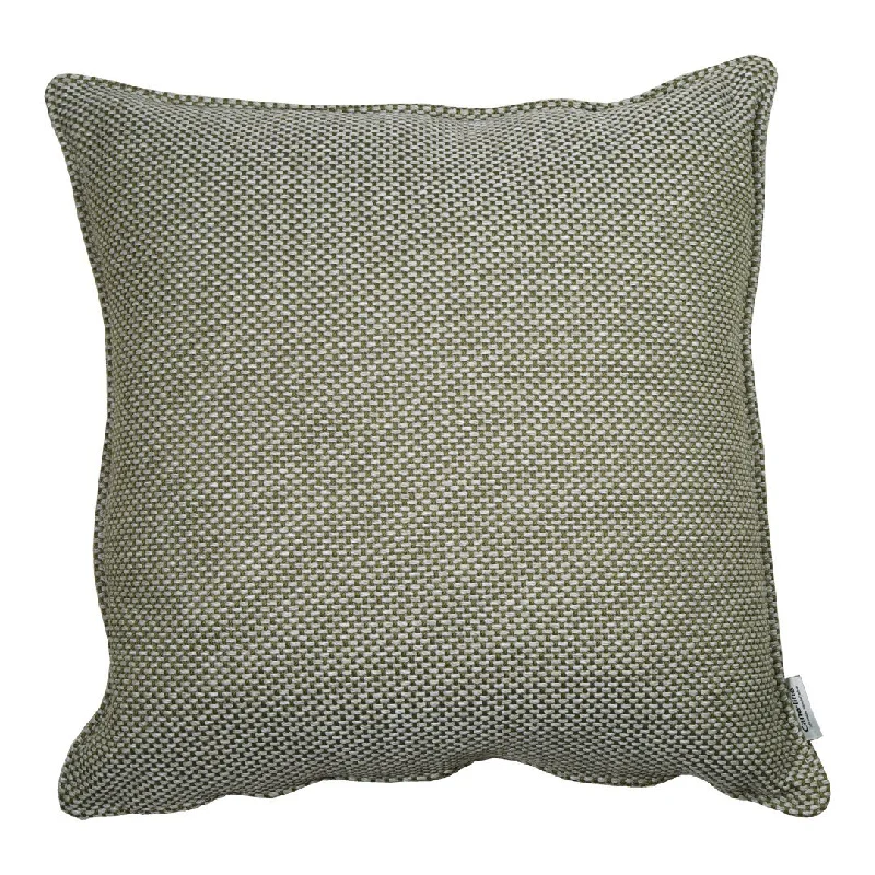 Travel Pillows for Long JourneysFocus Scatter Cushion