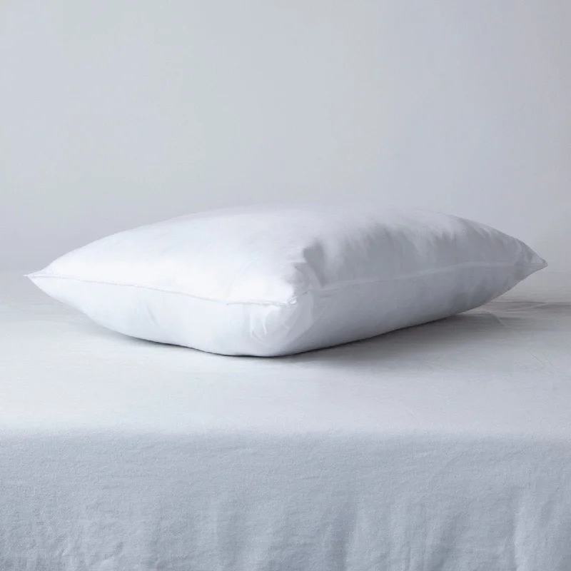 Travel Pillows for Long JourneysMicrofibre Pillow Pair