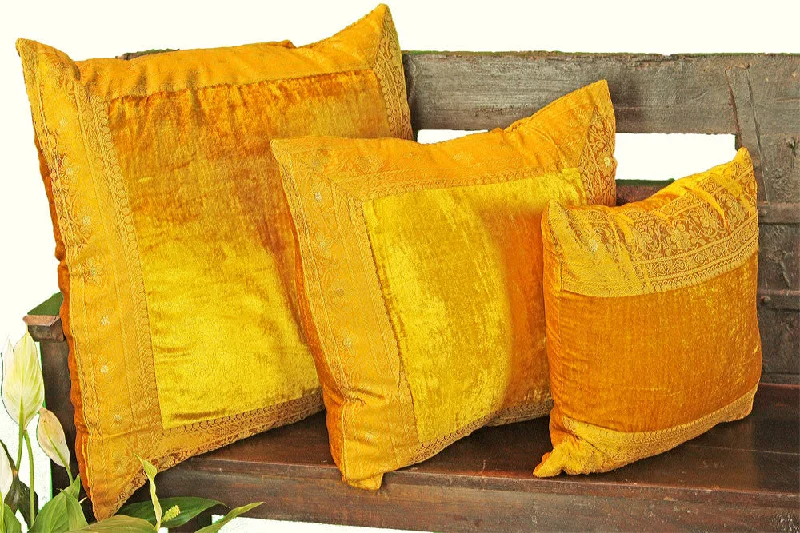 Velvet Pillows for a Touch of EleganceYellow Gold Velvet Pillow Cover