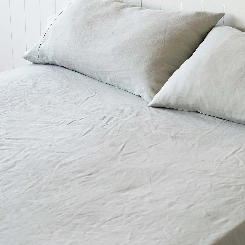 King - Size Sheet Sets with a Decorative Pillow SetManhattan Grey Fitted Sheet