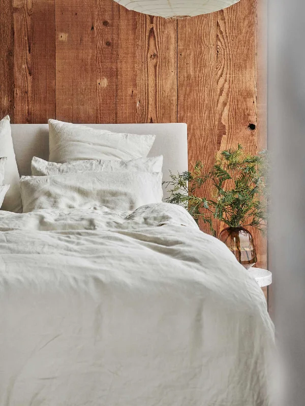 Silk duvet covers for a smooth and elegant touch100% Linen Duvet Cover in Cream