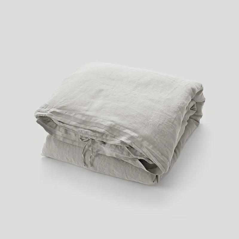 Teen - room duvet covers with trendy and age - appropriate patterns100% Linen Duvet Cover in Dove Grey Teen - room duvet covers with trendy and age - appropriate patterns100% Linen Duvet Cover in Dove Grey