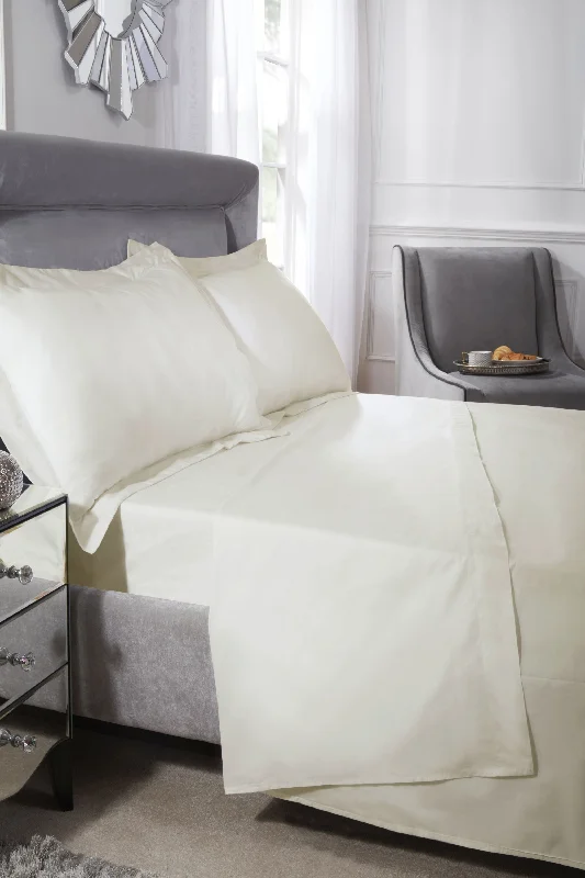 Wrinkle - resistant duvet covers for a neat and tidy look200 Thread Count Luxury Egyptian Cotton Flat Sheet in Cream Wrinkle - resistant duvet covers for a neat and tidy look200 Thread Count Luxury Egyptian Cotton Flat Sheet in Cream
