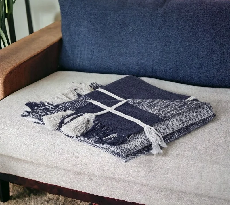 Fleece blankets for a cozy and plush texture50" X 60" Blue and White Woven Cotton Checkered Throw Blanket with Tassels Fleece blankets for a cozy and plush texture50" X 60" Blue and White Woven Cotton Checkered Throw Blanket with Tassels