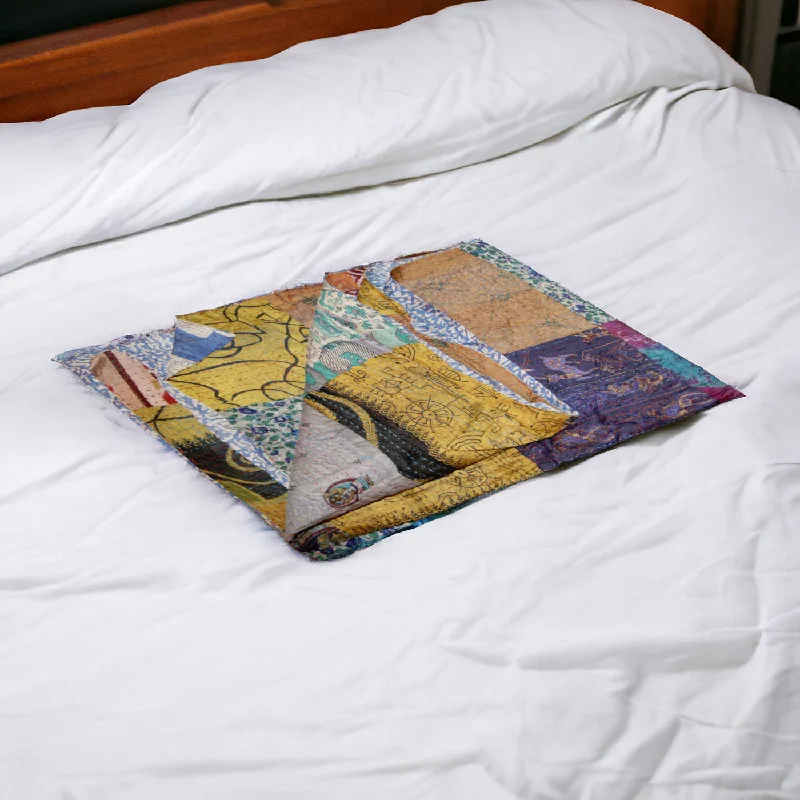 Fleece blankets for a cozy and plush texture60" X 90" Silk Multicolor Throws