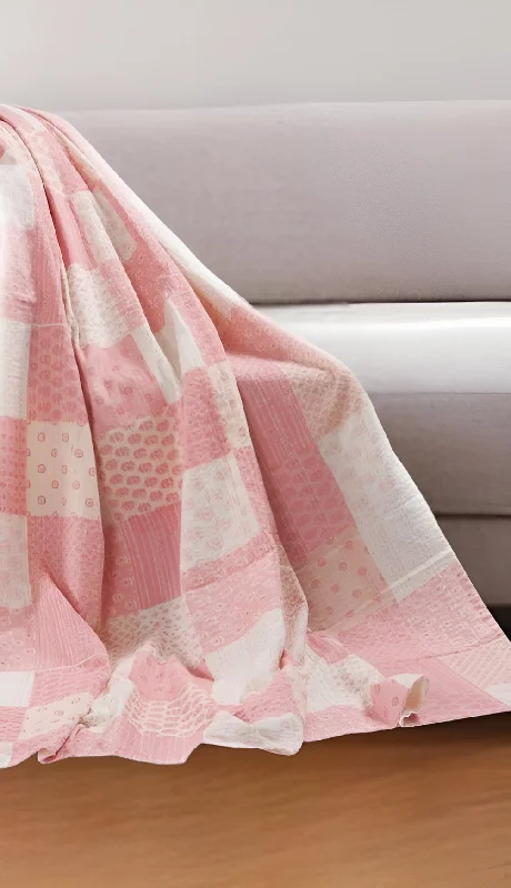 Alpaca wool blankets for a hypoallergenic and warm option70" X 50" Pale Pink Kantha Cotton Patchwork Throw Blanket with Embroidery Alpaca wool blankets for a hypoallergenic and warm option70" X 50" Pale Pink Kantha Cotton Patchwork Throw Blanket with Embroidery