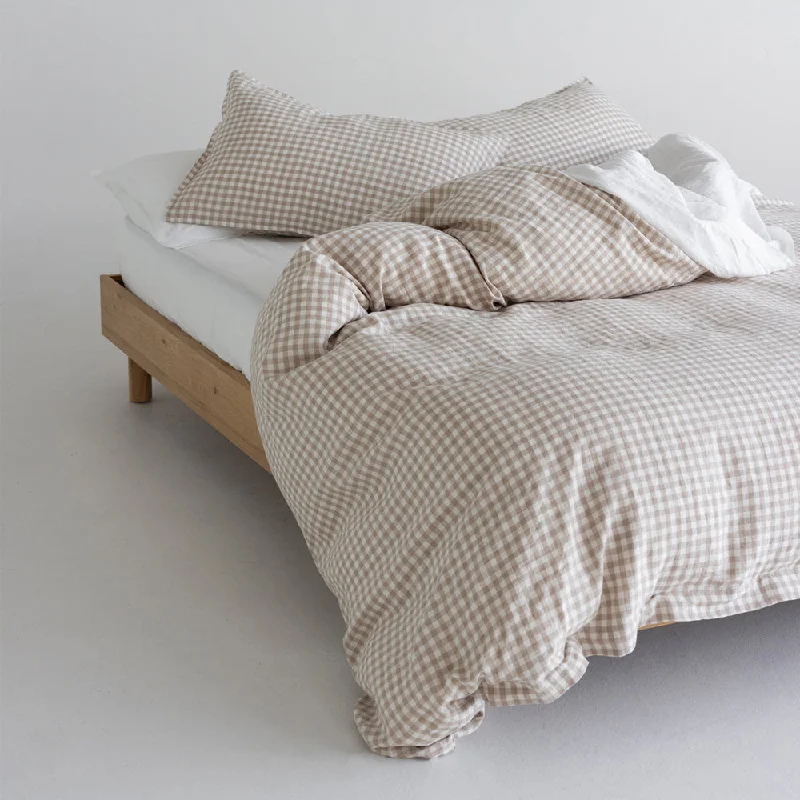 Jersey cotton duvet covers for a stretchy and comfortable fitEuropean Linen Duvet Cover - Natural Small Gingham Jersey cotton duvet covers for a stretchy and comfortable fitEuropean Linen Duvet Cover - Natural Small Gingham