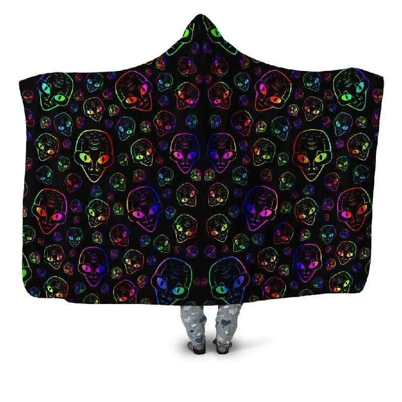 Microfiber blankets that are durable and easy to care forAlien Invasion Hooded Blanket Microfiber blankets that are durable and easy to care forAlien Invasion Hooded Blanket