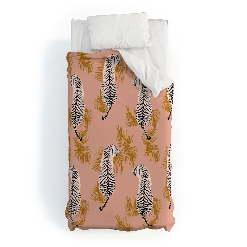 Stain - resistant duvet covers for easy maintenanceAlison Janssen Paisley Tiger Soft Pink Gold Polyester Duvet Stain - resistant duvet covers for easy maintenanceAlison Janssen Paisley Tiger Soft Pink Gold Polyester Duvet