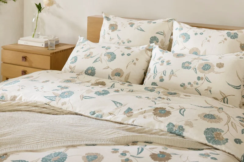Thermal - regulating duvet covers to keep you warm in winter and cool in summerAurora Print Duvet Set Thermal - regulating duvet covers to keep you warm in winter and cool in summerAurora Print Duvet Set