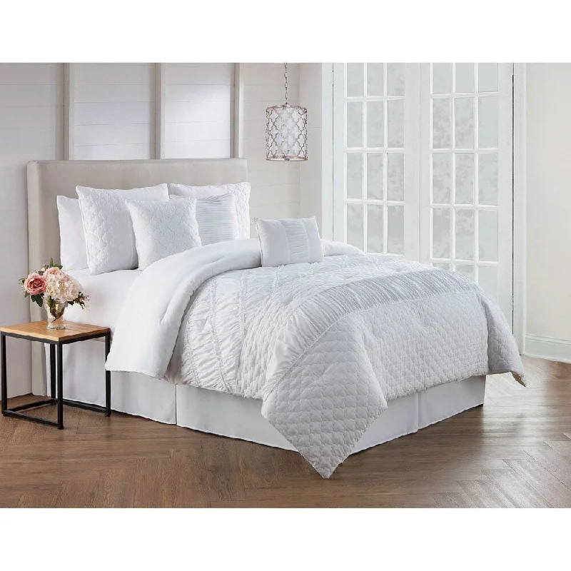 Duck down comforters with a softer feel and good warmth retentionAvondale Manor Berlin 7-piece Comforter Set