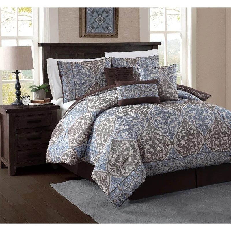 Full - size comforters suitable for full - sized beds in guest rooms or small bedroomsAvondale Manor Jesse Ornate Jacquard 7-piece Comforter Set Full - size comforters suitable for full - sized beds in guest rooms or small bedroomsAvondale Manor Jesse Ornate Jacquard 7-piece Comforter Set