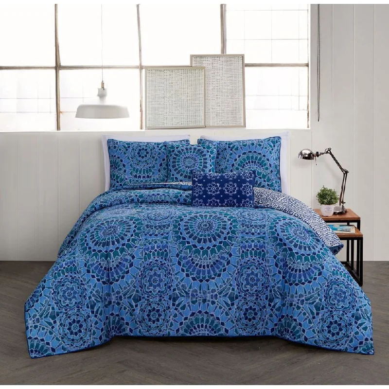 Synthetic - filled comforters like polyester for affordability and hypoallergenic propertiesAvondale Manor Juno 5-piece Comforter Set Synthetic - filled comforters like polyester for affordability and hypoallergenic propertiesAvondale Manor Juno 5-piece Comforter Set