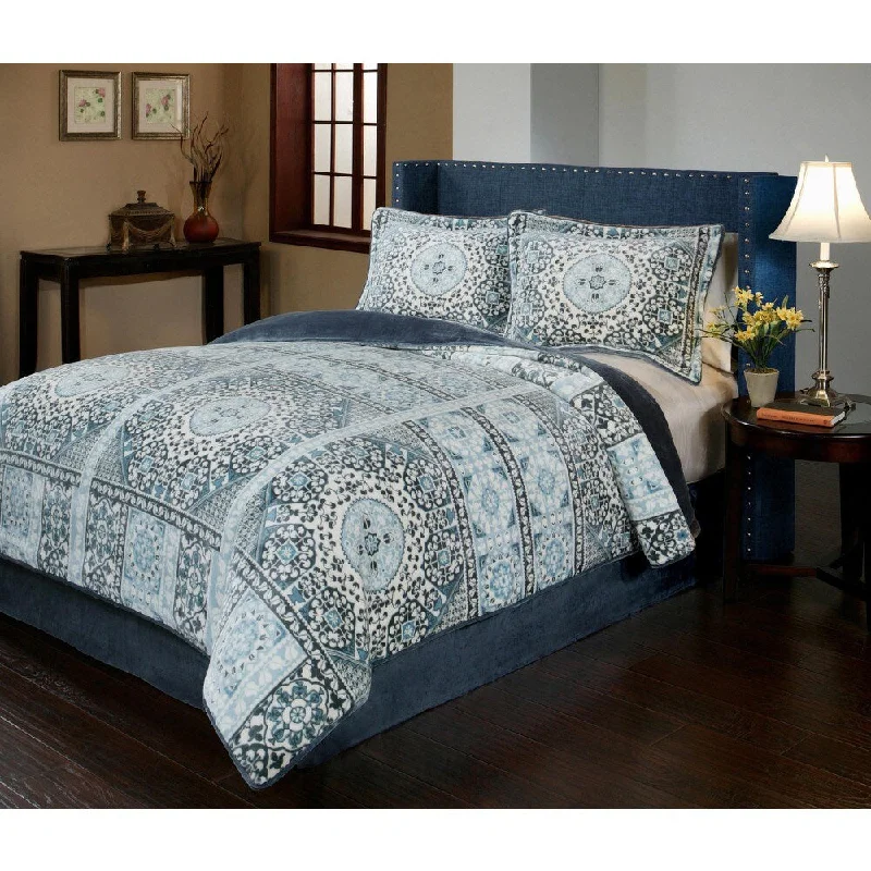 Microfiber - filled comforters that are lightweight and easy to care forAzura Velvet Plush Print Comforter Set Microfiber - filled comforters that are lightweight and easy to care forAzura Velvet Plush Print Comforter Set