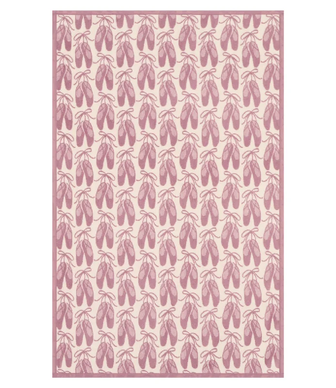 Cotton blankets for breathability and a lightweight feelBallerina Midi Blanket