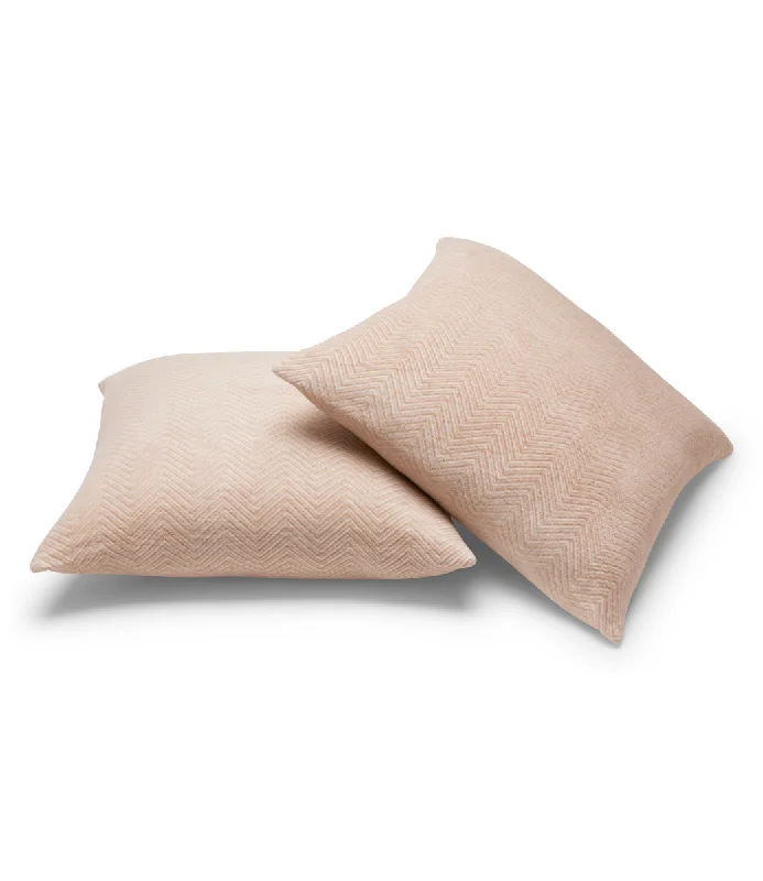 Wool blankets with natural warmth and insulationBayside Herringbone Throw Pillow Covers Wool blankets with natural warmth and insulationBayside Herringbone Throw Pillow Covers