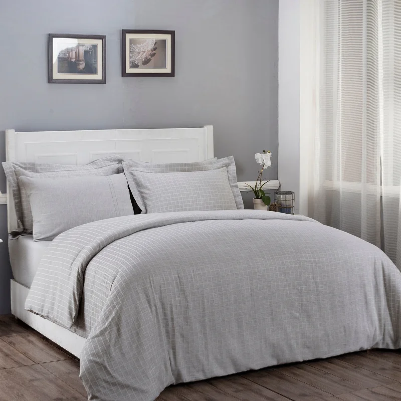 Striped duvet covers with bold or subtle stripes for a classic or nautical feelBliss Reversible Made With Egyptian Cotton Ultra Soft Grey Duvet Cover with Pillow Case Striped duvet covers with bold or subtle stripes for a classic or nautical feelBliss Reversible Made With Egyptian Cotton Ultra Soft Grey Duvet Cover with Pillow Case