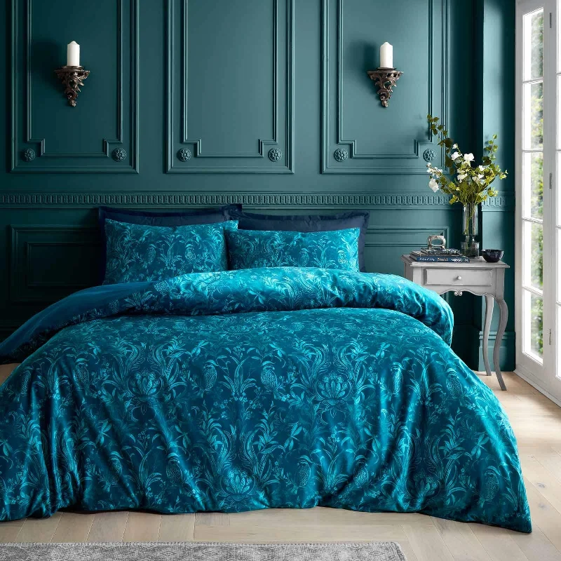 Hotel - quality duvet covers for a luxurious feel at homeBridgerton Regal Birds Duvet Cover Set Hotel - quality duvet covers for a luxurious feel at homeBridgerton Regal Birds Duvet Cover Set