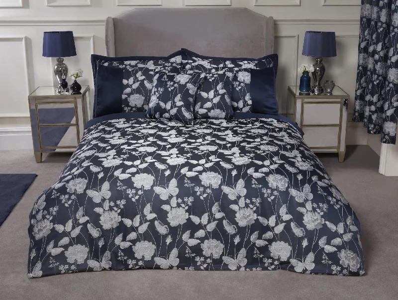 Floral - printed duvet covers for a romantic and feminine touchButterfly Meadow - Embellished Jacquard Duvet Set in Navy Floral - printed duvet covers for a romantic and feminine touchButterfly Meadow - Embellished Jacquard Duvet Set in Navy