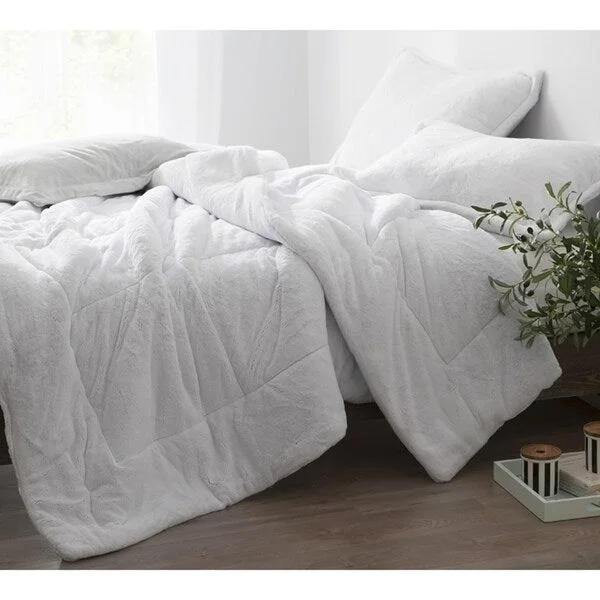 Full - size comforters suitable for full - sized beds in guest rooms or small bedroomsBYB Coma Inducer Comforter - The Original - White Full - size comforters suitable for full - sized beds in guest rooms or small bedroomsBYB Coma Inducer Comforter - The Original - White