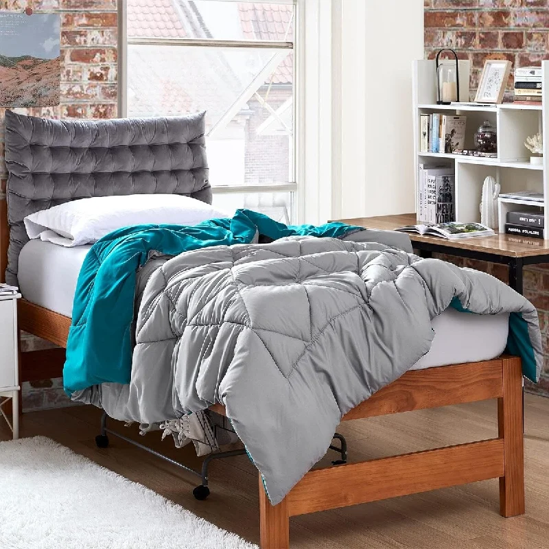 Silk - filled comforters for a luxurious and smooth touchBYB Glacier Gray/Ocean Depths Teal Reversible Twin XL Comforter Silk - filled comforters for a luxurious and smooth touchBYB Glacier Gray/Ocean Depths Teal Reversible Twin XL Comforter