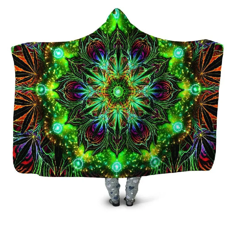 Chenille blankets with a thick and fuzzy textureCanndala Original Hooded Blanket