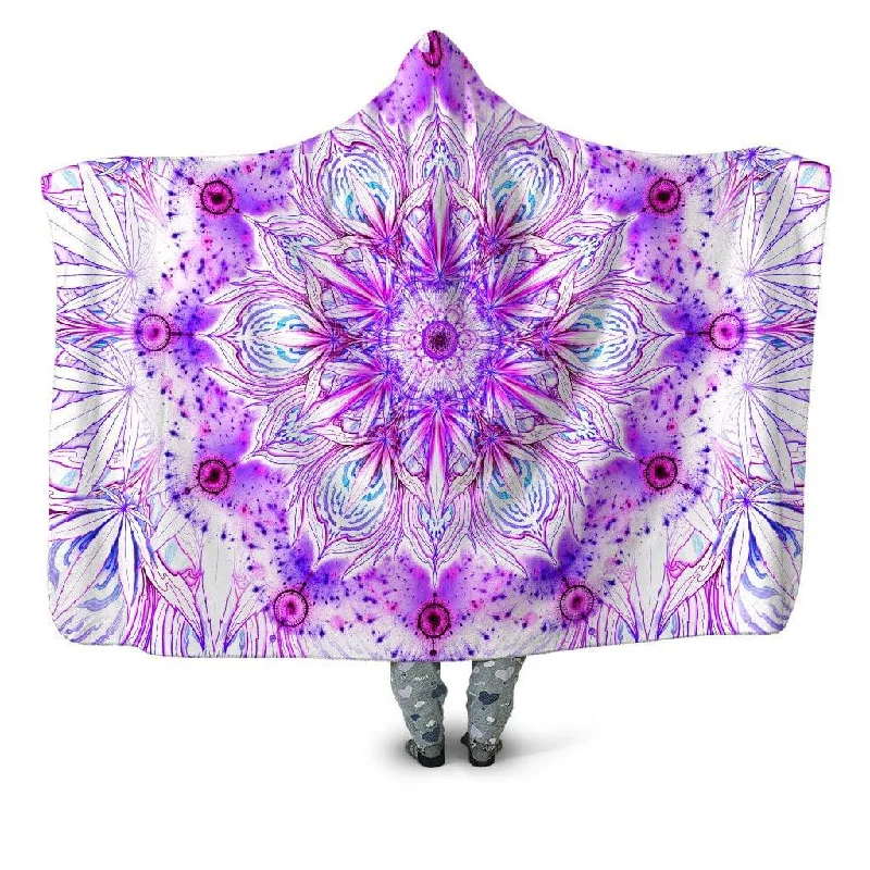 Silk blankets with a smooth and elegant touchCanndala Purple Hooded Blanket