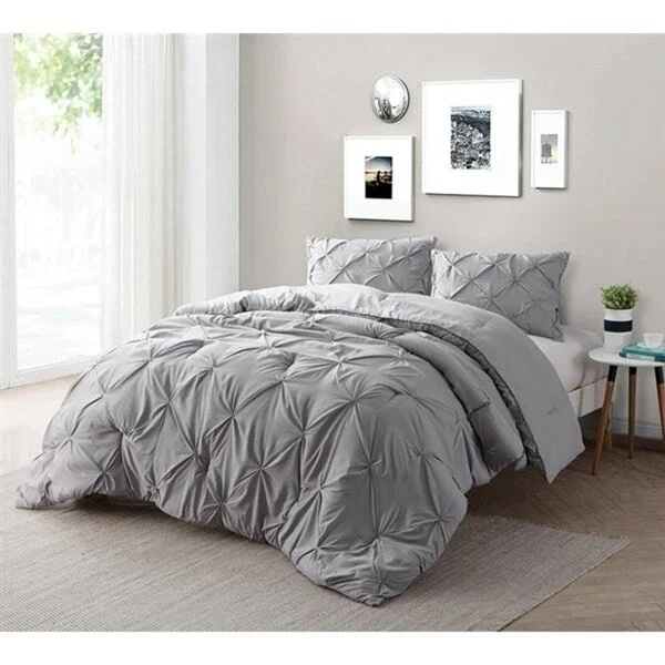 Latex - filled comforters with a bouncy texture and good supportCarbon Loft Turner Alloy Pin Tuck Comforter Set Latex - filled comforters with a bouncy texture and good supportCarbon Loft Turner Alloy Pin Tuck Comforter Set