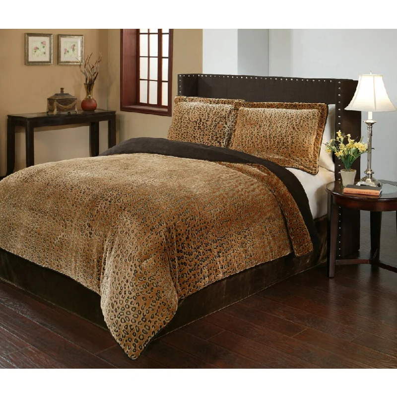 Full - size comforters suitable for full - sized beds in guest rooms or small bedroomsCheetah Velvet Plush Print 3-piece Comforter Set Full - size comforters suitable for full - sized beds in guest rooms or small bedroomsCheetah Velvet Plush Print 3-piece Comforter Set