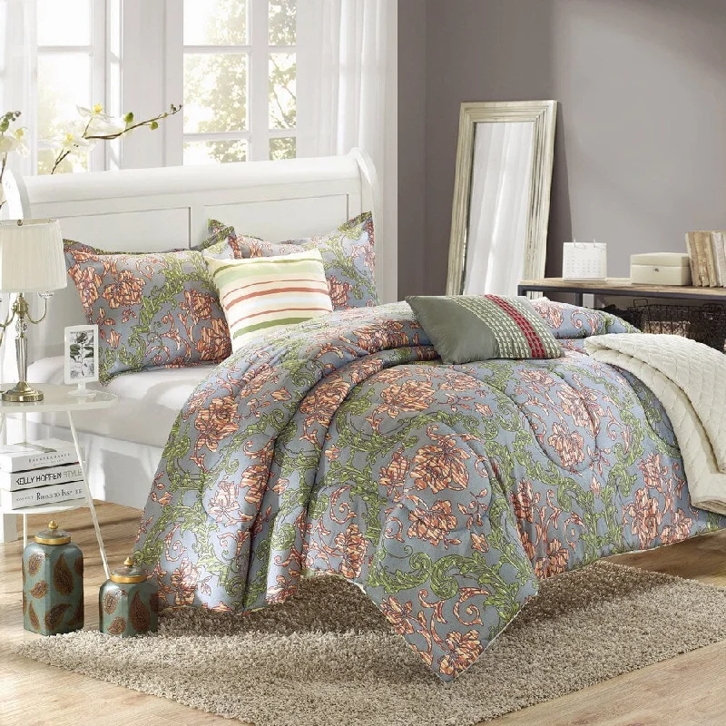 Goose down comforters known for their superior quality and insulationChic Home Augstus Luxury Reversible 6-piece Comforter Set with Quilt Bonus Goose down comforters known for their superior quality and insulationChic Home Augstus Luxury Reversible 6-piece Comforter Set with Quilt Bonus