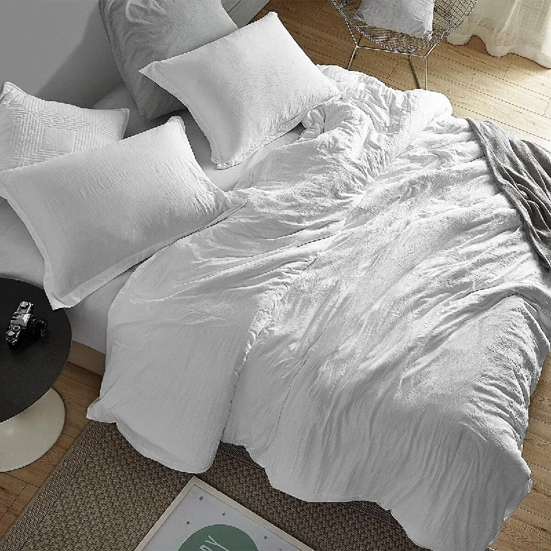Bamboo - fiber - filled comforters with antibacterial and breathable qualitiesChommie - Weighted Natural Loft Comforter Set - White Bamboo - fiber - filled comforters with antibacterial and breathable qualitiesChommie - Weighted Natural Loft Comforter Set - White
