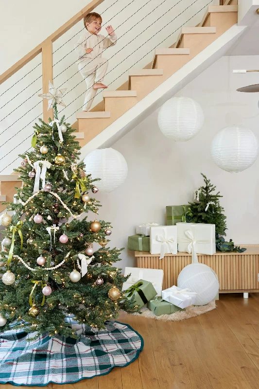 Synthetic fiber blend blankets for a budget - friendly choiceChristmas Check Tree Skirt Synthetic fiber blend blankets for a budget - friendly choiceChristmas Check Tree Skirt