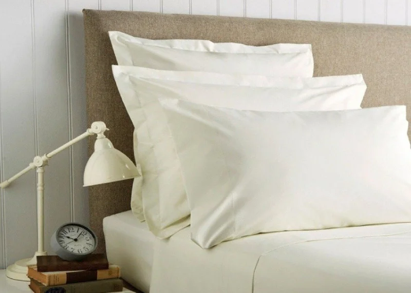 Duvet covers suitable for use with synthetic - filled comfortersChristy "400 TC Sateen" Plain Dyed Sheets in Ivory (cream) Duvet covers suitable for use with synthetic - filled comfortersChristy "400 TC Sateen" Plain Dyed Sheets in Ivory (cream)