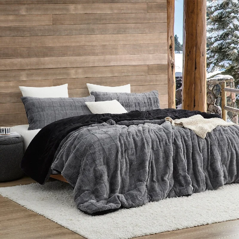 Full - size comforters suitable for full - sized beds in guest rooms or small bedroomsChunky Bunny Crossing - Coma Inducer® Oversized Comforter Set - White Pepper Gray Full - size comforters suitable for full - sized beds in guest rooms or small bedroomsChunky Bunny Crossing - Coma Inducer® Oversized Comforter Set - White Pepper Gray