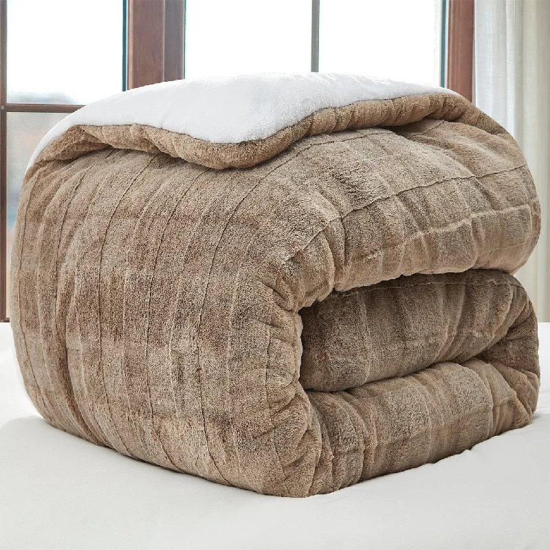 Duck down comforters with a softer feel and good warmth retentionChunky Bunny Crossing - Coma Inducer® Oversized Comforter Set - White Pepper Tan Duck down comforters with a softer feel and good warmth retentionChunky Bunny Crossing - Coma Inducer® Oversized Comforter Set - White Pepper Tan