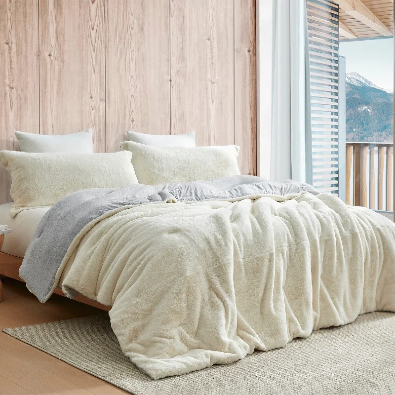 Full - size comforters suitable for full - sized beds in guest rooms or small bedroomsChunky Sweater - Coma Inducer® Oversized Comforter Set - Whiteout Blizzard Gray Full - size comforters suitable for full - sized beds in guest rooms or small bedroomsChunky Sweater - Coma Inducer® Oversized Comforter Set - Whiteout Blizzard Gray