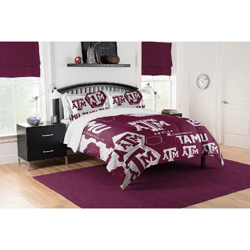 Wool - filled comforters with natural moisture - wicking and temperature - regulating featuresCOL 849 Texas A&M Hexagon Take F/Q Comforter Set Wool - filled comforters with natural moisture - wicking and temperature - regulating featuresCOL 849 Texas A&M Hexagon Take F/Q Comforter Set