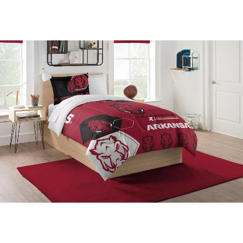 Goose down comforters known for their superior quality and insulationCOL 862 Arkansas Hexagon Twin Comforter Set Goose down comforters known for their superior quality and insulationCOL 862 Arkansas Hexagon Twin Comforter Set