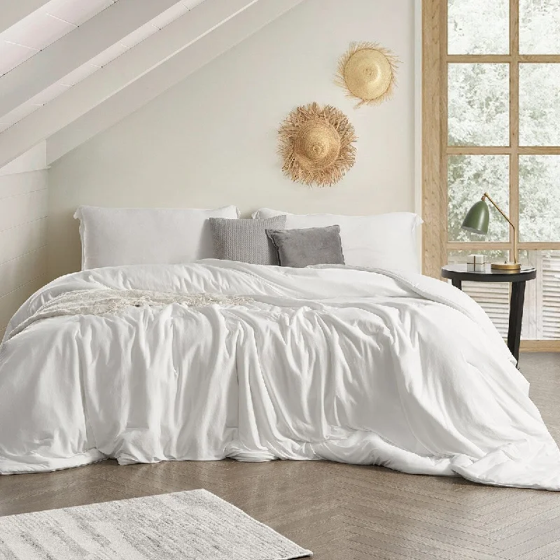 Queen - size comforters for standard queen - sized mattressesCooler Than Cool - Coma Inducer® Oversized Comforter Set - Real White Queen - size comforters for standard queen - sized mattressesCooler Than Cool - Coma Inducer® Oversized Comforter Set - Real White