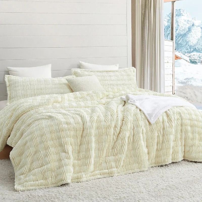 Silk - filled comforters for a luxurious and smooth touchCream of the Crop - Coma Inducer® Oversized Comforter Set - Off White Silk - filled comforters for a luxurious and smooth touchCream of the Crop - Coma Inducer® Oversized Comforter Set - Off White