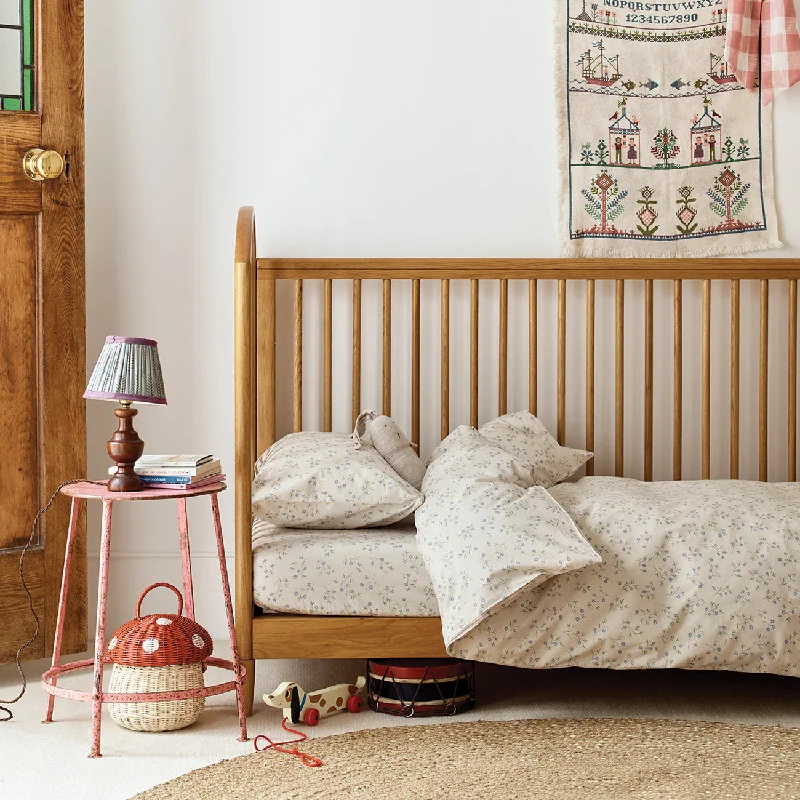 Abstract - designed duvet covers to add an artistic flair to the bedroomCream Spring Sprig Kids Floral Cotton Bedding Set Abstract - designed duvet covers to add an artistic flair to the bedroomCream Spring Sprig Kids Floral Cotton Bedding Set