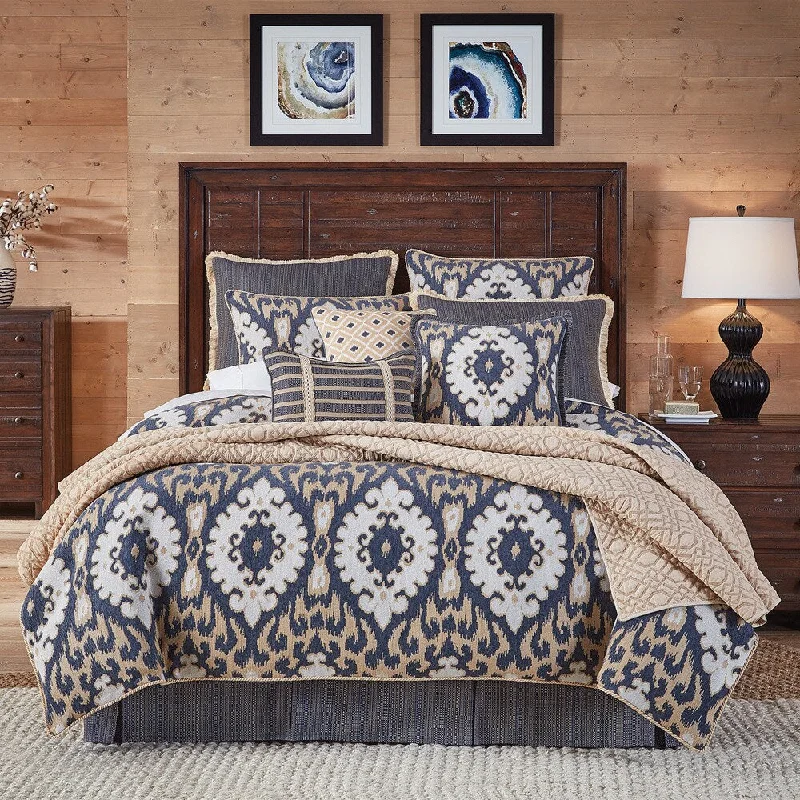 Latex - filled comforters with a bouncy texture and good supportCroscill Kayden 4 Piece Comforter Set Latex - filled comforters with a bouncy texture and good supportCroscill Kayden 4 Piece Comforter Set