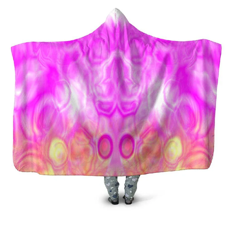 Synthetic fiber blend blankets for a budget - friendly choiceDaydream Hooded Blanket Synthetic fiber blend blankets for a budget - friendly choiceDaydream Hooded Blanket